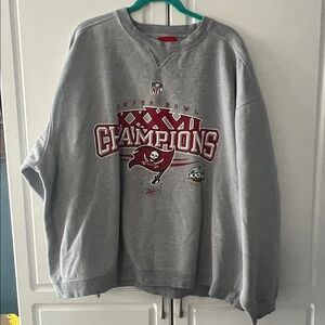 Y2K Reebok Super Bowl XXXVII sweatshirt